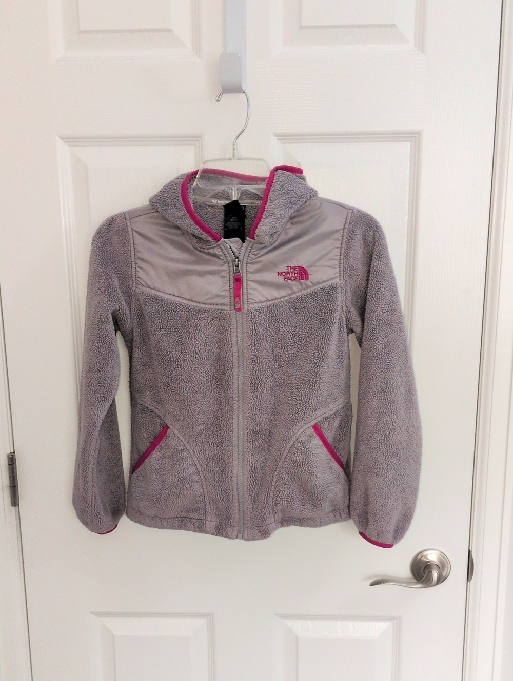 The North Face Girls Oso Fleece Hooded Jacket - Gray & Magenta - M 10/12
